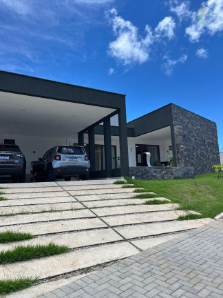 Imagem Casa com 3 Quartos à Venda, 305 m²