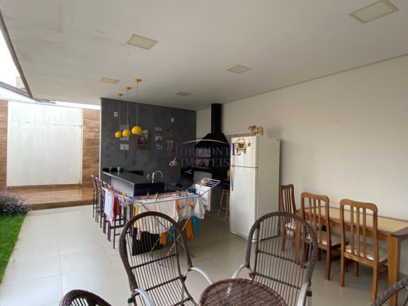 Imagem Sobrado com 3 Quartos à Venda, 145 m² em Vila Morumbi - Campo Grande Imagem Sobrado com 3 Quartos à Venda, 145 m² em Vila Morumbi - Campo Grande
