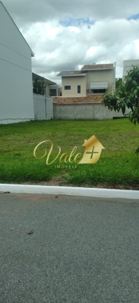 Terreno à Venda, 250 m² em Loteamento Residencial Porto Seguro - Tremembé