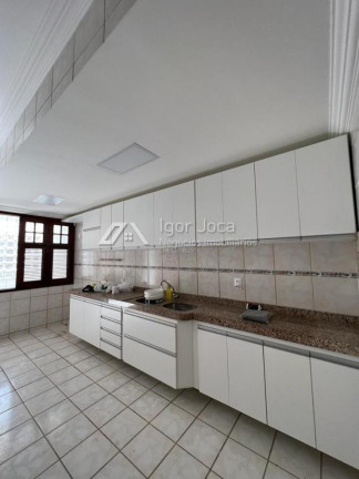 Imagem Casa com 4 Quartos à Venda, 315 m² em Sapiranga - Fortaleza