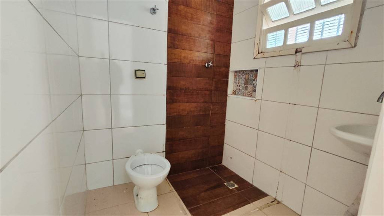 Imagem Casa com 2 Quartos à Venda, 75 m² em Maracanã - Praia Grande