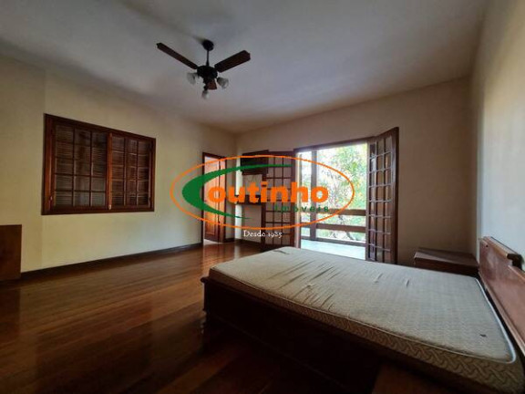 Imagem Casa com 7 Quartos à Venda, 371 m² em Rocha - Rio De Janeiro