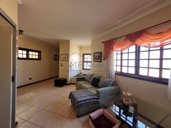 Imagem Casa com 5 Quartos à Venda, 1.003 m² em Vila Steola - Pirassununga Imagem Casa com 5 Quartos à Venda, 1.003 m² em Vila Steola - Pirassununga