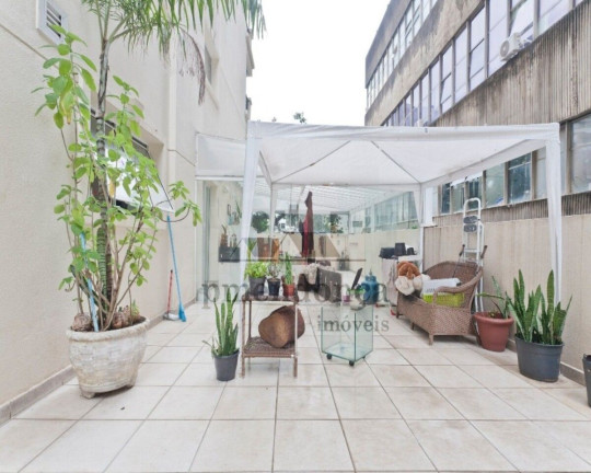 Apartamento com 3 Quartos à Venda, 240 m² em Santa Cecília - São Paulo
