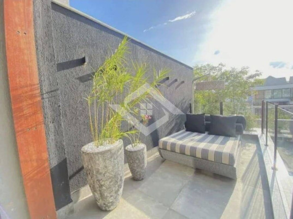 Imagem Casa com 5 Quartos à Venda, 430 m² em Barra Da Tijuca - Rio De Janeiro Imagem Casa com 5 Quartos à Venda, 430 m² em Barra Da Tijuca - Rio De Janeiro