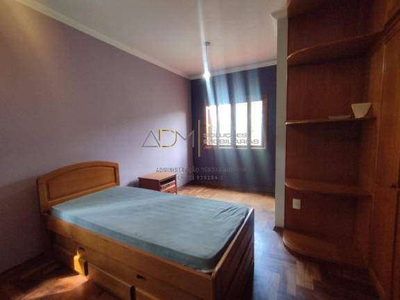 Imagem Casa com 3 Quartos à Venda, 5.000 m² em Demétria - Botucatu