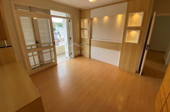 Imagem Casa com 5 Quartos à Venda, 308 m² em Carvoeira - Florianópolis
