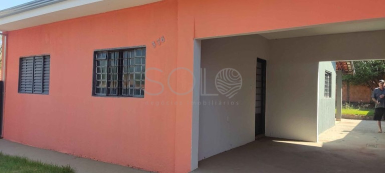 Casa com 2 Quartos à Venda, 250 m² em Residencial Cambuy - Araraquara