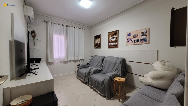 Imagem Apartamento com 3 Quartos à Venda, 152 m² em Centro - Florianópolis Imagem Apartamento com 3 Quartos à Venda, 152 m² em Centro - Florianópolis
