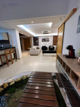Imagem Casa com 4 Quartos à Venda, 240 m² em Bauru