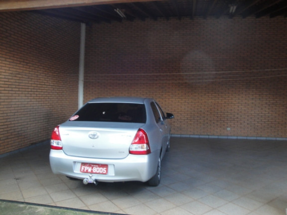 Imagem Casa com 2 Quartos à Venda, 990 m² em Quinta Da Bela Olinda - Bauru