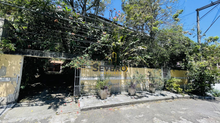 Casa com 3 Quartos à Venda, 367 m² em Zé Garoto - São Gonçalo