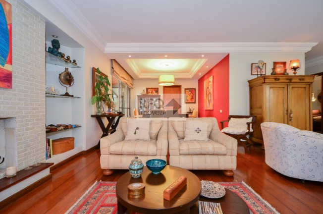 Imagem Imóvel com 3 Quartos à Venda, 226 m² em Vila Suzana - São Paulo