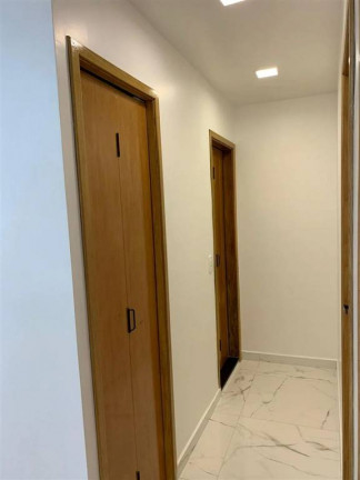 Imagem Apartamento com 2 Quartos à Venda, 37 m² em Aviacao - Praia Grande