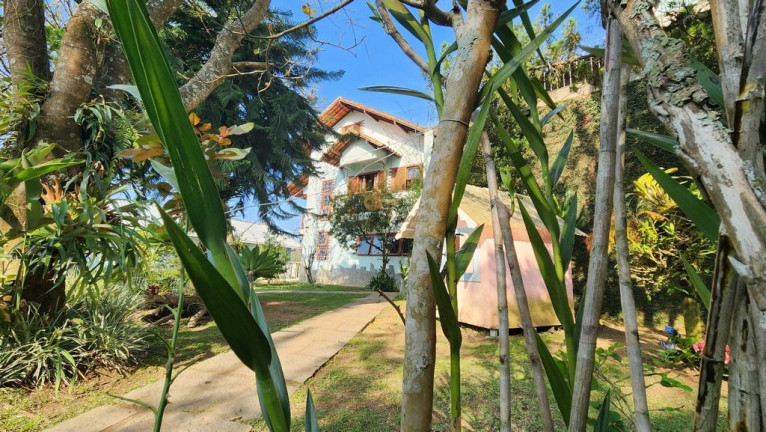 Imagem Casa com 3 Quartos à Venda, 450 m² em Golfe - Teresópolis