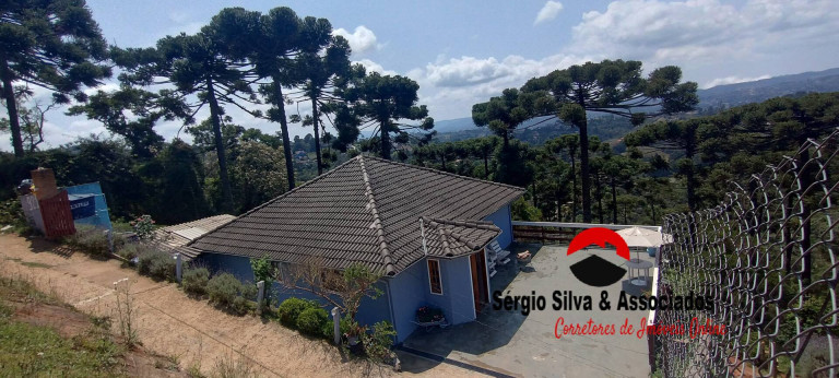 Casa com 3 Quartos à Venda, 1.092 m² em Vila Natal - Campos Do Jordão