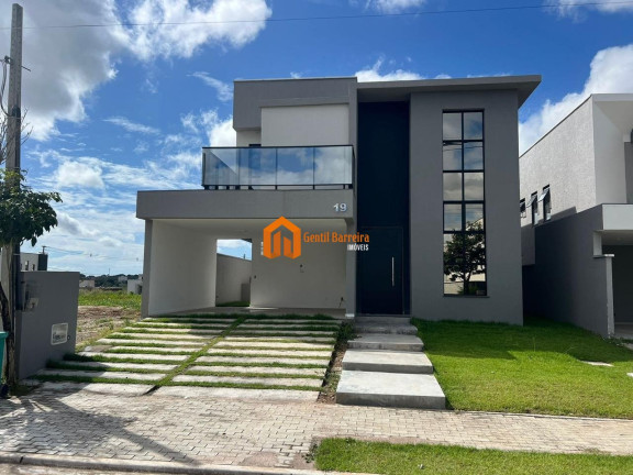 Casa com 4 Quartos à Venda, 330 m² em Cidade Alpha - Eusébio