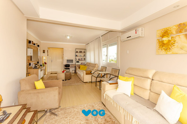 Imagem Imóvel com 3 Quartos à Venda, 117 m² em Petrópolis - Porto Alegre Imagem Imóvel com 3 Quartos à Venda, 117 m² em Petrópolis - Porto Alegre