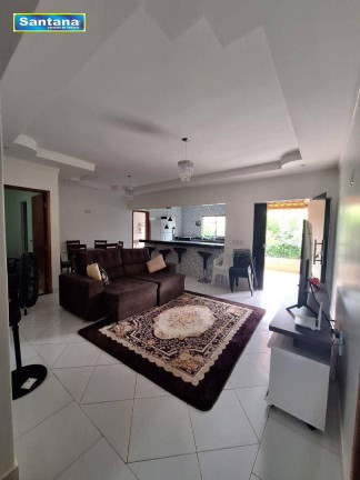 Imagem Casa com 4 Quartos à Venda, 225 m² em Residencial Village - Caldas Novas