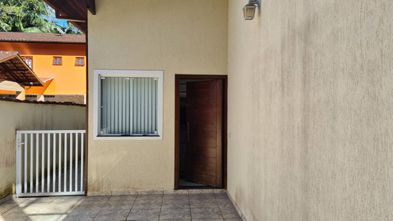 Imagem Casa com 2 Quartos à Venda, 237 m² em Mar Verde Ii - Caraguatatuba