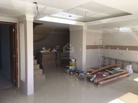 Imagem Cobertura com 4 Quartos à Venda, 243 m² em Centro - Santa Maria