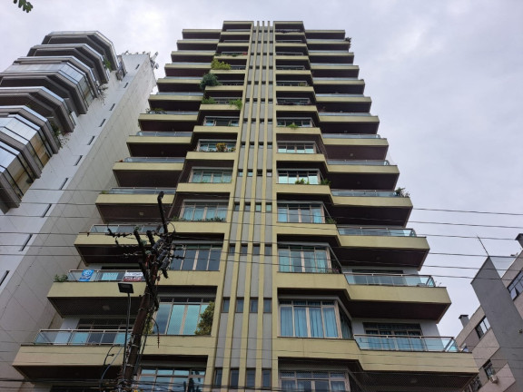 Imagem Apartamento com 4 Quartos à Venda, 293 m² em Agronômica - Florianópolis