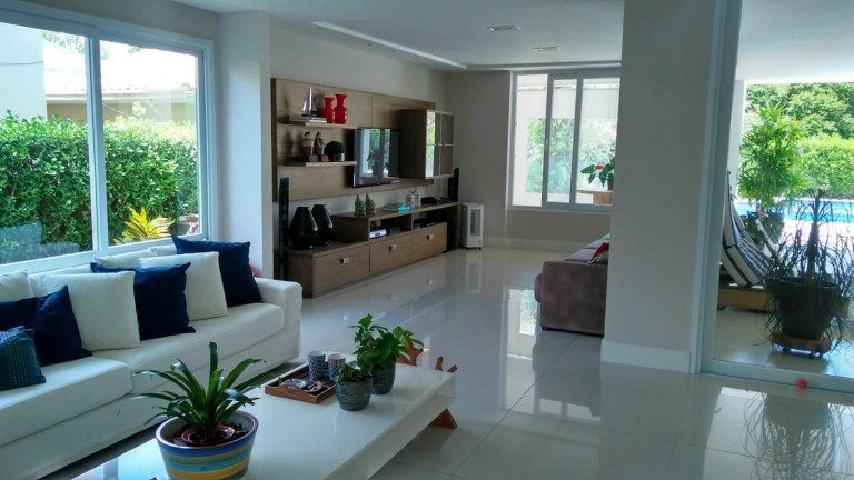 Casa de Condomínio com 5 Quartos à Venda, 550 m² em Catu De Abrantes - Camaçari