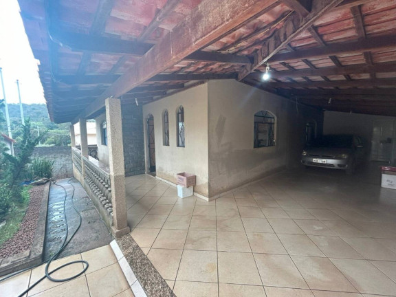 Imagem Casa com 5 Quartos à Venda, 500 m² em Centro - Itatiaiuçu