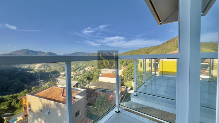 Casa de Condomínio com 4 Quartos à Venda, 250 m² em Albuquerque - Teresópolis