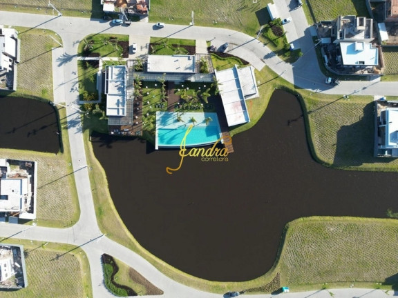 Imagem Terreno à Venda, 250 m² em Centro - Xangri-la Imagem Terreno à Venda, 250 m² em Centro - Xangri-la