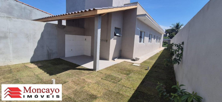 Casa com 3 Quartos à Venda, 150 m² em Praia Das Palmeiras - Caraguatatuba