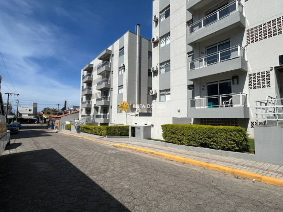 Apartamento com 2 Quartos à Venda, 88 m² em Bombas - Bombinhas