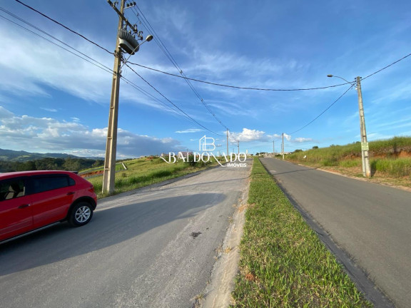 Imagem Terreno à Venda, 300 m² em Centro - Extrema Imagem Terreno à Venda, 300 m² em Centro - Extrema