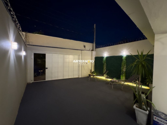 Imagem Casa com 3 Quartos à Venda, 240 m² em Centro - Franca