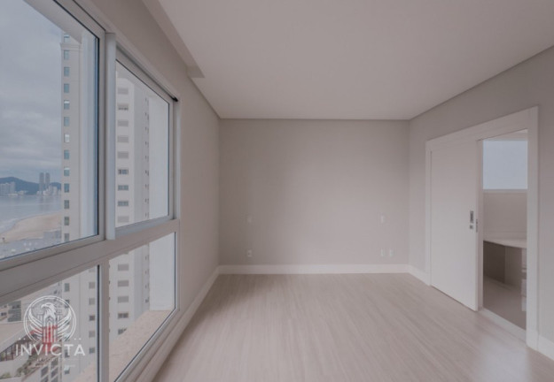 Imagem Apartamento com 4 Quartos à Venda, 146 m² em Centro - Balneário Camboriú Imagem Apartamento com 4 Quartos à Venda, 146 m² em Centro - Balneário Camboriú