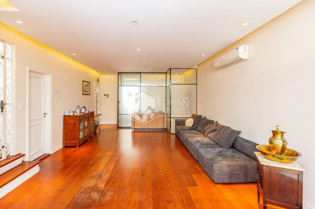 Imagem Casa com 4 Quartos à Venda, 390 m² em Vila Ipojuca - São Paulo Imagem Casa com 4 Quartos à Venda, 390 m² em Vila Ipojuca - São Paulo