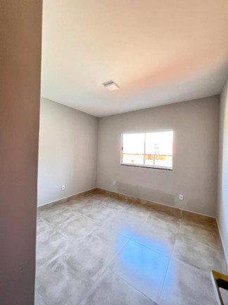 Imagem Casa com 3 Quartos à Venda, 243 m² em Parque Das Laranjeiras Acréscimo - Goiânia Imagem Casa com 3 Quartos à Venda, 243 m² em Parque Das Laranjeiras Acréscimo - Goiânia
