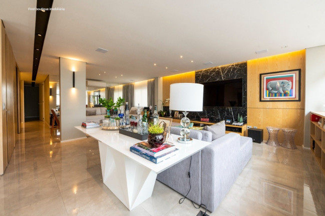 Apartamento com 2 Quartos à Venda, 225 m² em Itaim Bibi - São Paulo