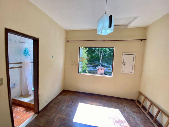 Imagem Casa com 3 Quartos à Venda, 181 m² em Albuquerque - Teresópolis Imagem Casa com 3 Quartos à Venda, 181 m² em Albuquerque - Teresópolis
