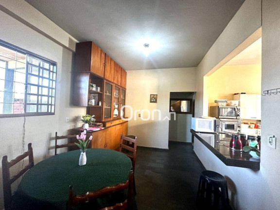 Imagem Sobrado com 3 Quartos à Venda, 306 m² em Vila Morais - Goiânia
