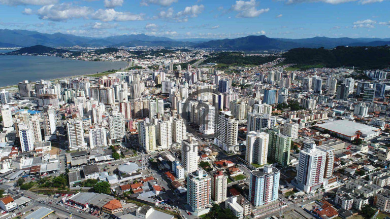 Imagem Apartamento com 3 Quartos à Venda, 134 m² em Campinas - São José Imagem Apartamento com 3 Quartos à Venda, 134 m² em Campinas - São José