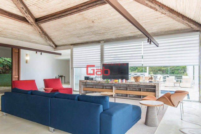 Imagem Casa com 4 Quartos à Venda, 340 m² em Ferradura - Armação Dos Búzios Imagem Casa com 4 Quartos à Venda, 340 m² em Ferradura - Armação Dos Búzios