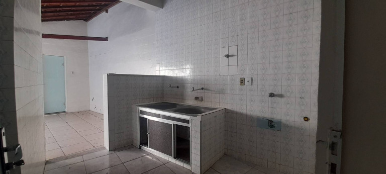 Imagem Casa com 4 Quartos à Venda, 220 m² em Bromélias - Timóteo