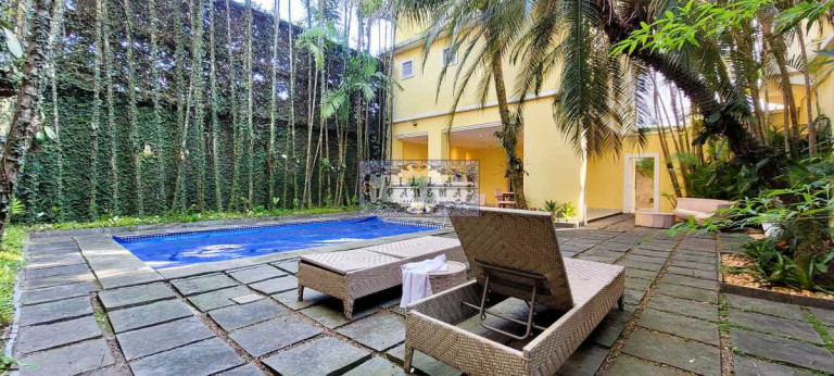 Imagem Imóvel com 6 Quartos à Venda ou Locação, 1.100 m² em Gávea - Rio De Janeiro Imagem Imóvel com 6 Quartos à Venda ou Locação, 1.100 m² em Gávea - Rio De Janeiro