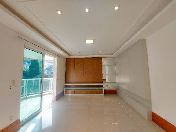 Imagem Apartamento com 3 Quartos à Venda, 180 m² em Várzea - Teresópolis