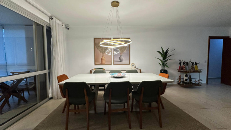 Imagem Apartamento com 3 Quartos à Venda, 174 m² em Pitangueiras - Guarujá