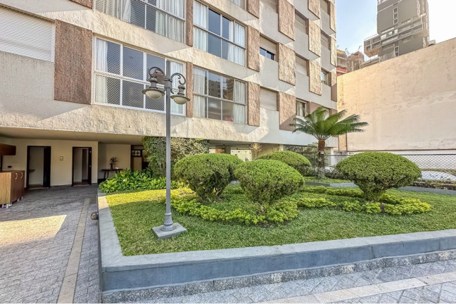 Imagem Apartamento com 2 Quartos à Venda, 127 m² em Cerqueira César - São Paulo