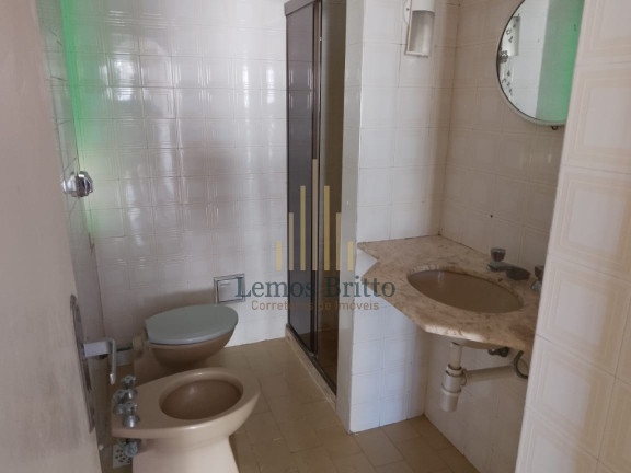 Imagem Imóvel com 3 Quartos à Venda, 10 m² em Jardim Apipema - Salvador
