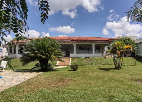 Imagem Casa com 5 Quartos à Venda, 1.400 m² em Setor Habitacional Arniqueira (águas Claras) - Brasília Imagem Casa com 5 Quartos à Venda, 1.400 m² em Setor Habitacional Arniqueira (águas Claras) - Brasília