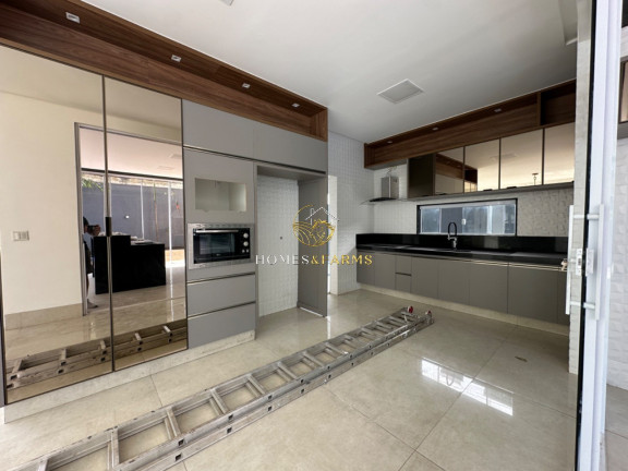 Imagem Casa com 4 Quartos à Venda, 487 m² em Condomínio Do Lago - Goiânia Imagem Casa com 4 Quartos à Venda, 487 m² em Condomínio Do Lago - Goiânia
